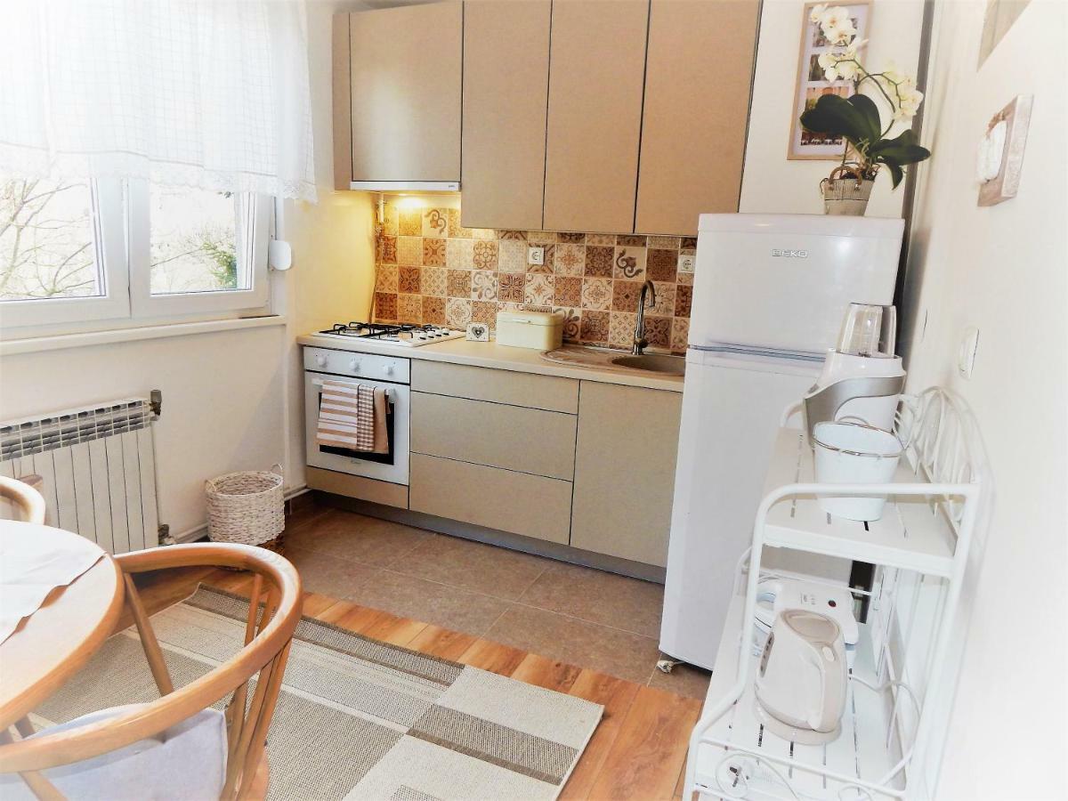 Studio Apartman Tvrtko Varazdin Exterior photo