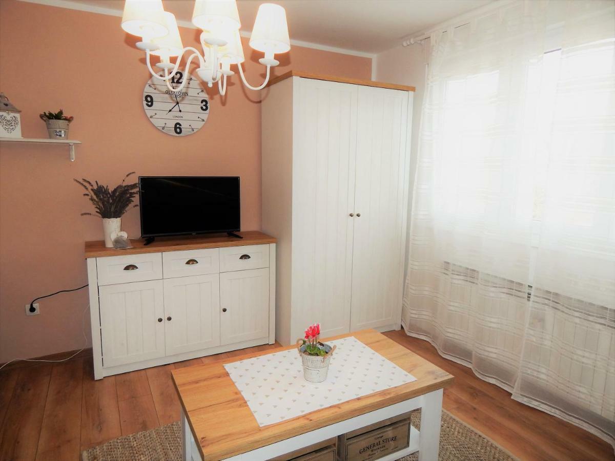 Studio Apartman Tvrtko Varazdin Exterior photo